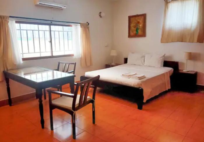 Yk Art House Hotel Phnom-Penh Buitenkant foto