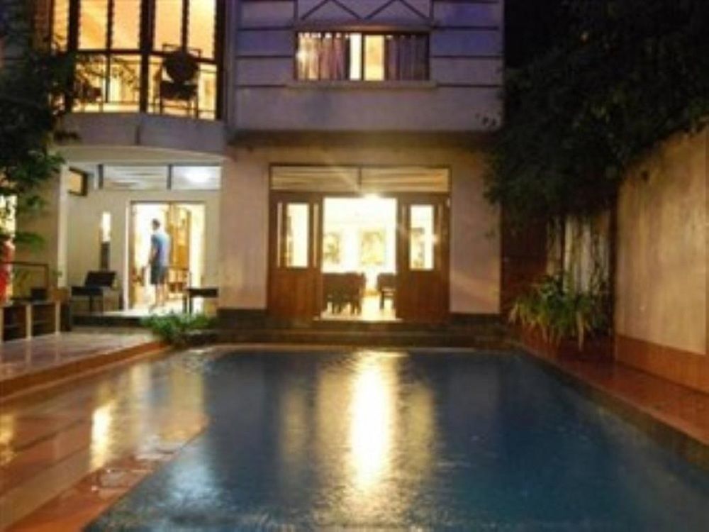 Yk Art House Hotel Phnom-Penh Buitenkant foto