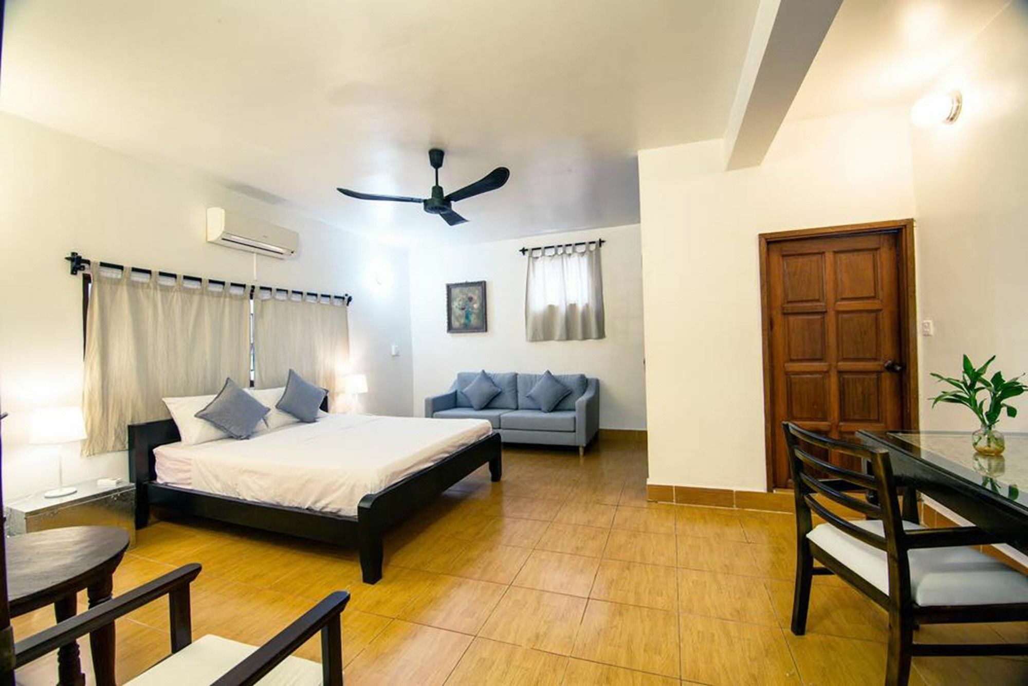 Yk Art House Hotel Phnom-Penh Buitenkant foto