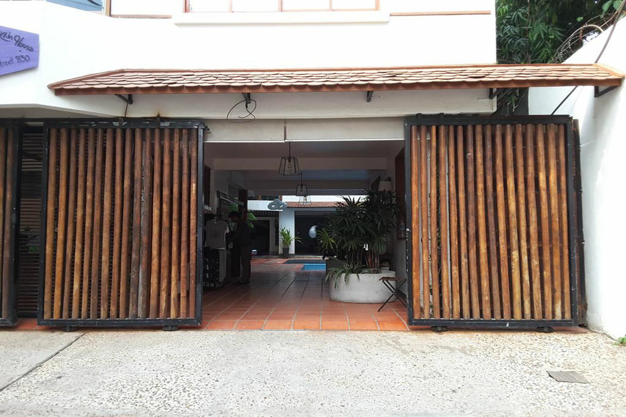 Yk Art House Hotel Phnom-Penh Buitenkant foto